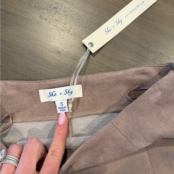 She and Sky Taupe Suede Skirt - Picture 5 of 7